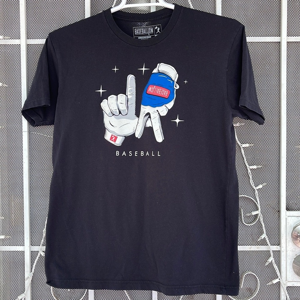 baseball black shirt good condition